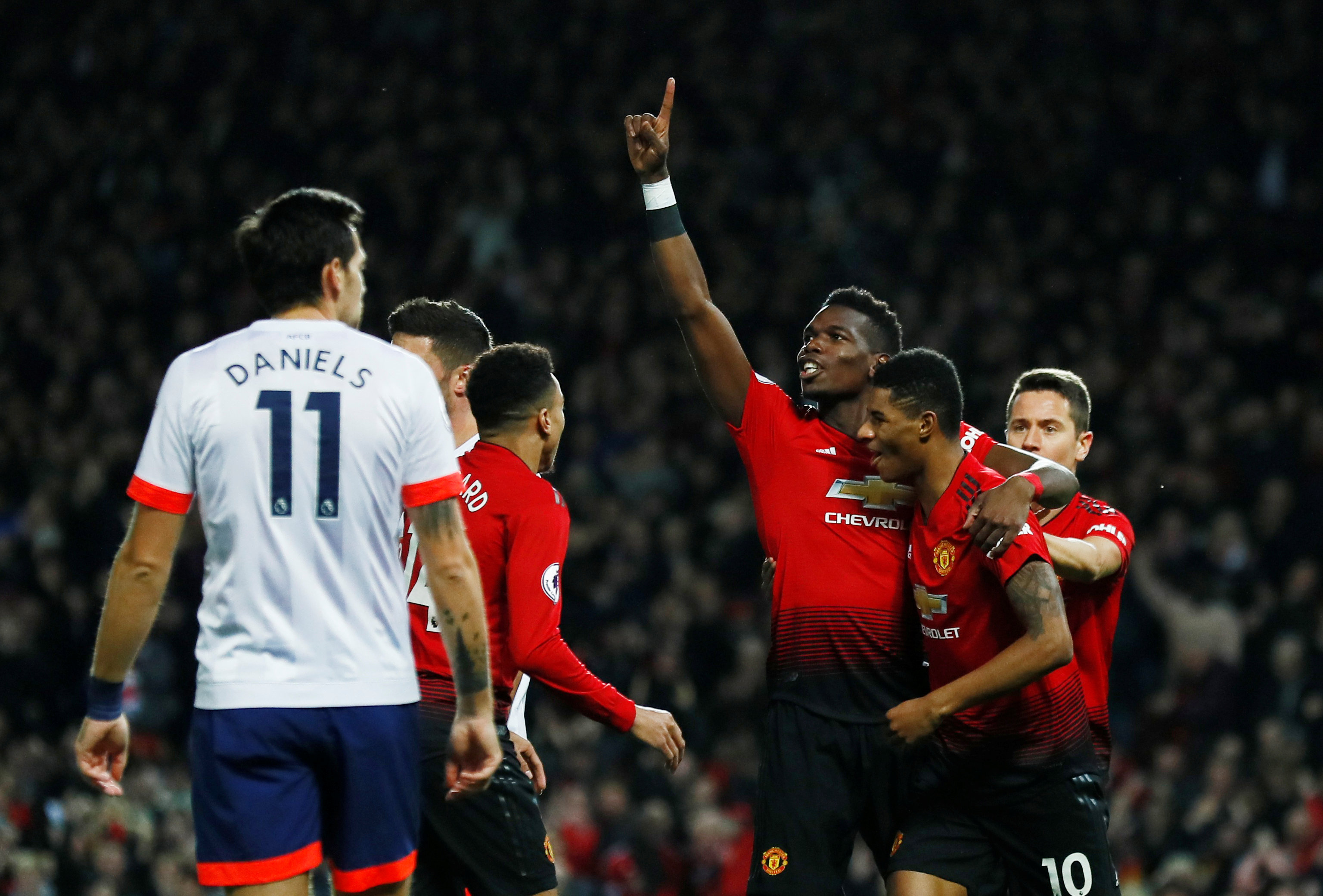 人关注并参 人关注并参